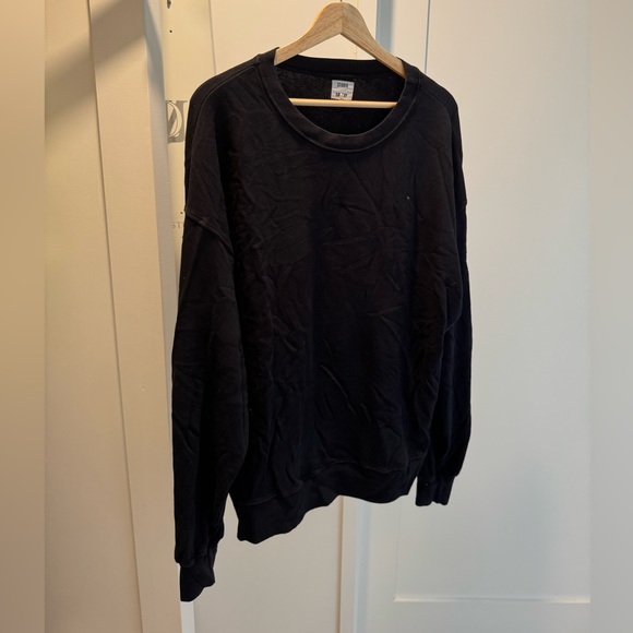 Studio Sunday plain black crew neck. - Picture 4 of 4